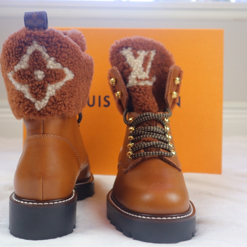 Louis Vuitton Territory Shearling Flat Ranger Boots - Picture 2 of 16